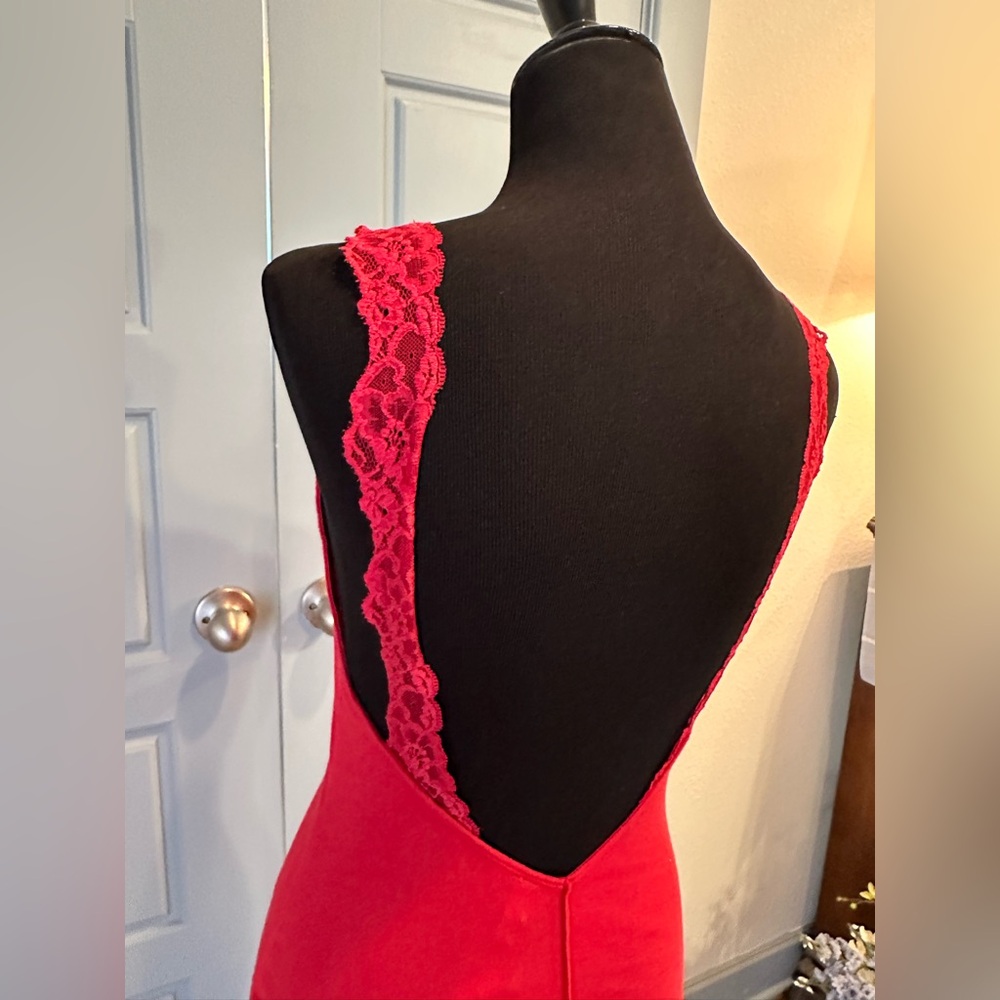 Red Hot! NWT Free People Flipside Cami Tank Red Lace- Sz. MED - Picture 6 of 10